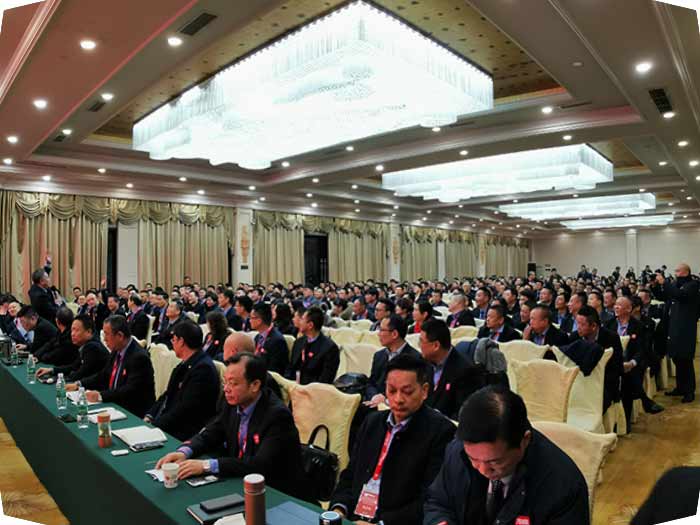 萬(wàn)順叫車-本地司機(jī)熟人熟路