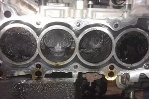 發(fā)動(dòng)機(jī)積碳嚴(yán)不嚴(yán)重？看完對(duì)照下你的車(chē)是否會(huì)這樣