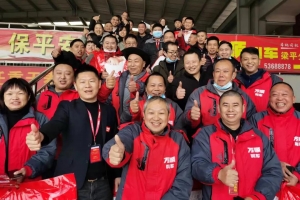 春運(yùn)，萬順叫車司機(jī)在暖心服務(wù)中感受別樣年味